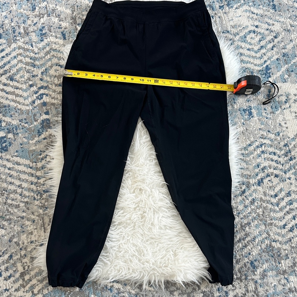 lululemon athletica M~L Black Women's Jogger Sweatpants
